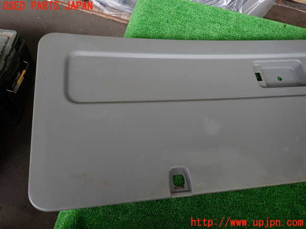 2UPJ-28091578]ハイエースバン200系(KDH201V)バックドア内張り 中古_m0002.jpg
