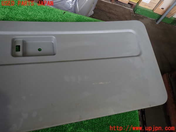 2UPJ-28091578]ハイエースバン200系(KDH201V)バックドア内張り 中古_m0003.jpg
