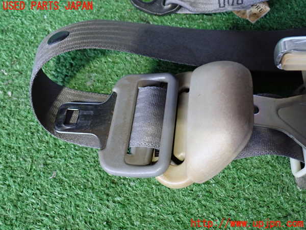 2UPJ-28097075]ハイエースバン200系(KDH201V)助手席シートベルト 中古_m0002.jpg
