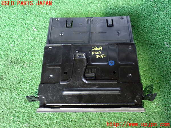 2UPJ-28097810]ハイエースバン200系(KDH201V)ドリンクホルダー 中古_m0003.jpg