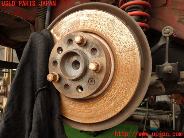 2UPJ-28104300]アルファロメオ・スパイダー(93922S)右リアナックルハブ 中古_m0001.jpg