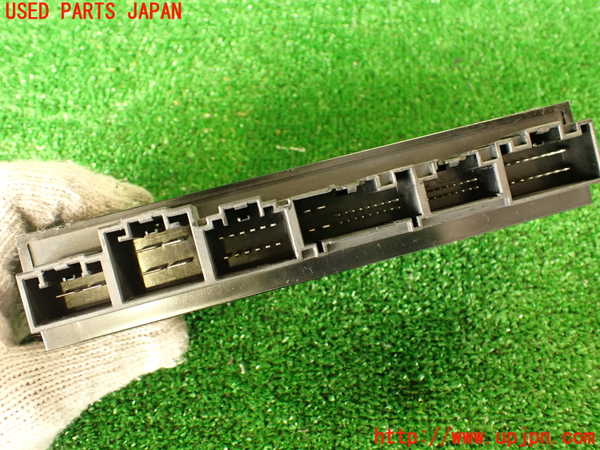 2UPJ-28106146]アルファロメオ・スパイダー(93922S)コンピューター1 中古_m0003.jpg