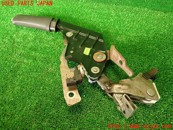 2UPJ-28107550]アルファロメオ・スパイダー(93922S)サイドブレーキレバー 中古_m0002.jpg