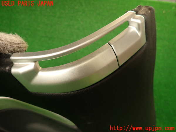 2UPJ-28107680]アルファロメオ・スパイダー(93922S)左リアピラートリム 中古_m0003.jpg