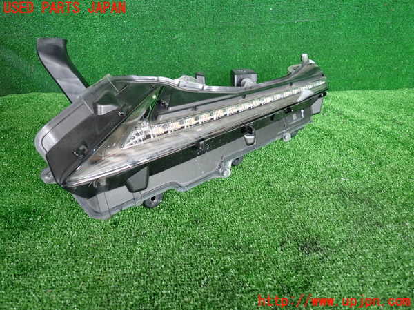 2UPJ-28111162]レクサス・NX300h(AYZ10)左ウィンカーレンズ 中古_m0001.jpg