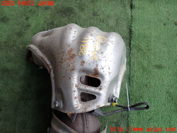 2UPJ-28112041]レクサス・NX300h(AYZ10)エキマニ1 (触媒 マニバーター) 中古_m0003.jpg