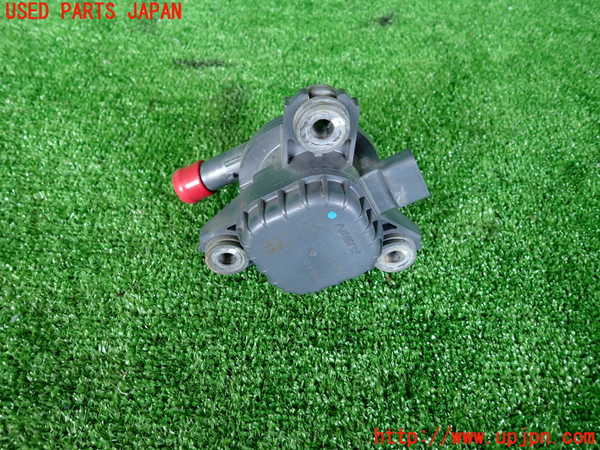 2UPJ-28112110]レクサス・NX300h(AYZ10)ウォーターポンプ 中古_m0003.jpg