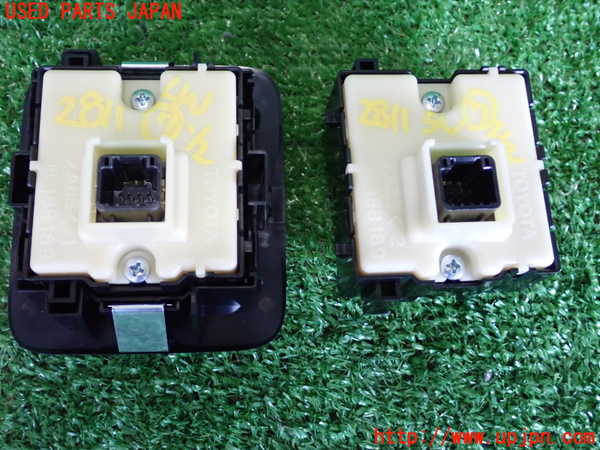 2UPJ-28116312]レクサス・NX300h(AYZ10)スイッチ7 (シート) 中古_m0002.jpg