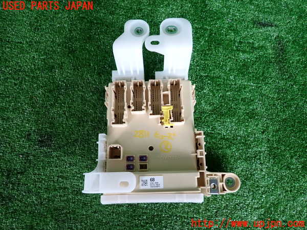2UPJ-28116742]レクサス・NX300h(AYZ10)ヒューズボックス2 中古_m0001.jpg