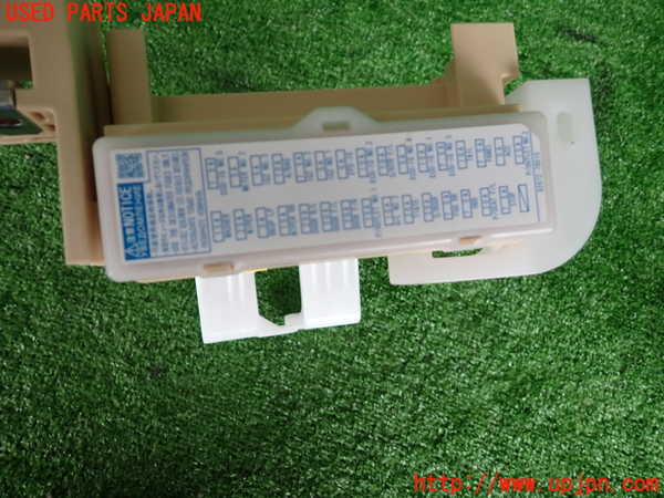 2UPJ-28116742]レクサス・NX300h(AYZ10)ヒューズボックス2 中古_m0003.jpg