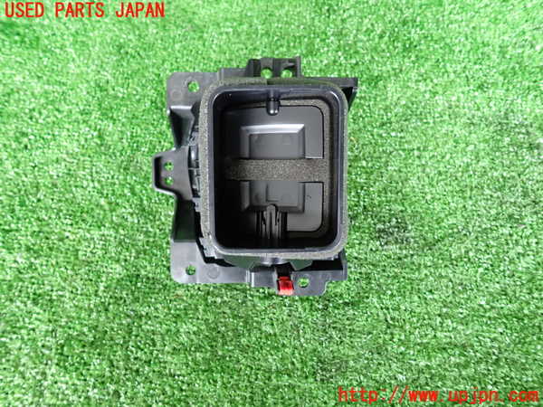 2UPJ-28117527]レクサス・NX300h(AYZ10)エアコン吹き出し口2 (左) 中古_m0003.jpg