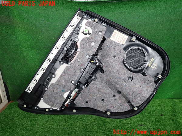 2UPJ-28111294]レクサス・NX300h(AYZ10)右後ドア内張り 中古_m0002.jpg