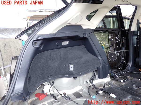2UPJ-28117680]レクサス・NX300h(AYZ10)左リアピラートリム 中古_m0002.jpg