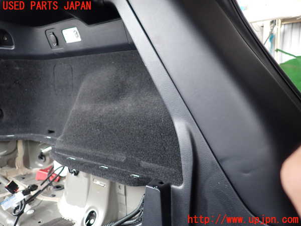 2UPJ-28117680]レクサス・NX300h(AYZ10)左リアピラートリム 中古_m0004.jpg