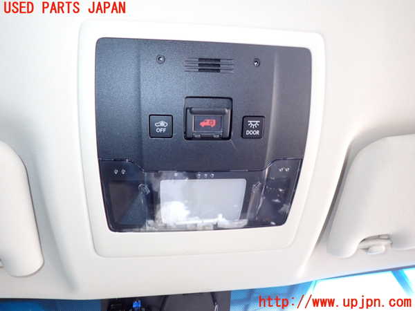 2UPJ-28116411]レクサス・NX300h(AYZ10)ルームランプ1 (真中 1列目) 中古_m0001.jpg