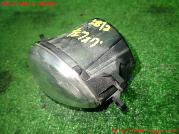 1UPJ-28121182]レクサス・CT200h(ZWA10)左フォグ 中古_m0002.jpg