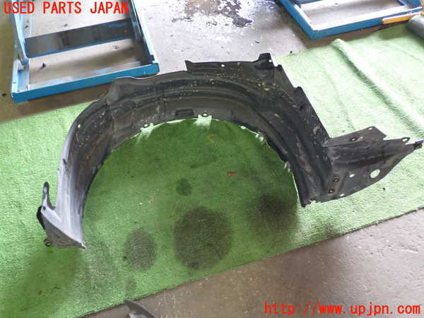 1UPJ-28121092]レクサス・CT200h(ZWA10)左前フェンダーライナー 中古_m0003.jpg