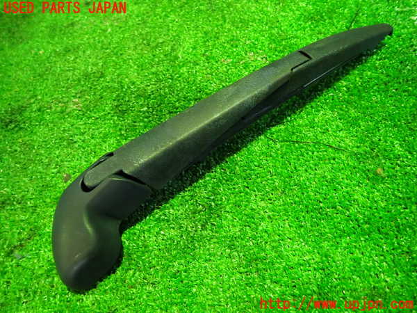 5UPJ-28121661]レクサス・CT200h(ZWA10)リアワイパーアーム1 中古_m0001.jpg