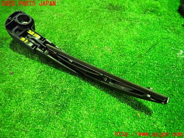 5UPJ-28121661]レクサス・CT200h(ZWA10)リアワイパーアーム1 中古_m0002.jpg