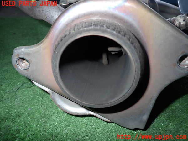 1UPJ-28122041]レクサス・CT200h(ZWA10)エキマニ1 中古_m0002.jpg