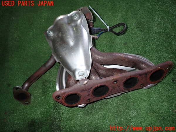 1UPJ-28122041]レクサス・CT200h(ZWA10)エキマニ1 中古_m0004.jpg