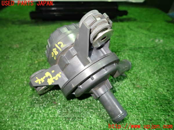1UPJ-28122110]レクサス・CT200h(ZWA10)ウォーターポンプ 中古_m0002.jpg