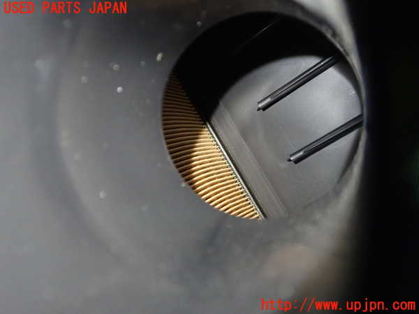 5UPJ-28122560]レクサス・CT200h(ZWA10)エアクリーナーボックス 中古_m0003.jpg