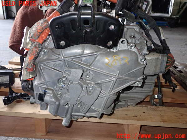 1UPJ-28123010]レクサス・CT200h(ZWA10)ミッション AT 2ZR-FXE 中古_m0001.jpg