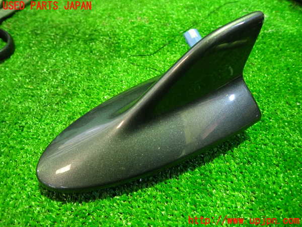 5UPJ-28126550]レクサス・CT200h(ZWA10)アンテナ 中古_m0001.jpg