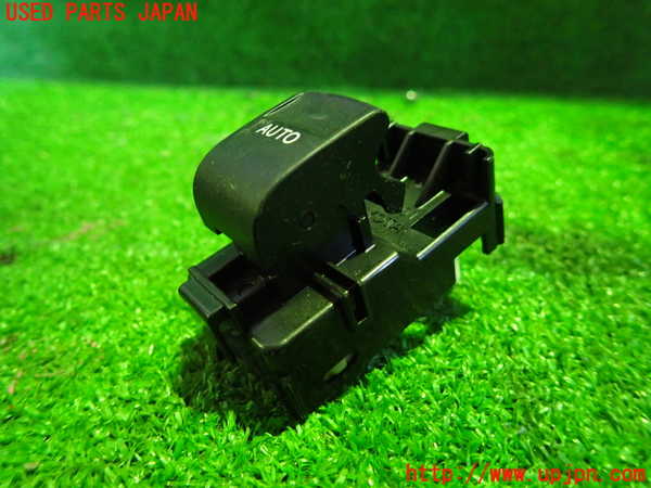 1UPJ-28126245]レクサス・CT200h(ZWA10)左前パワーウィンドウスイッチ 中古_m0001.jpg