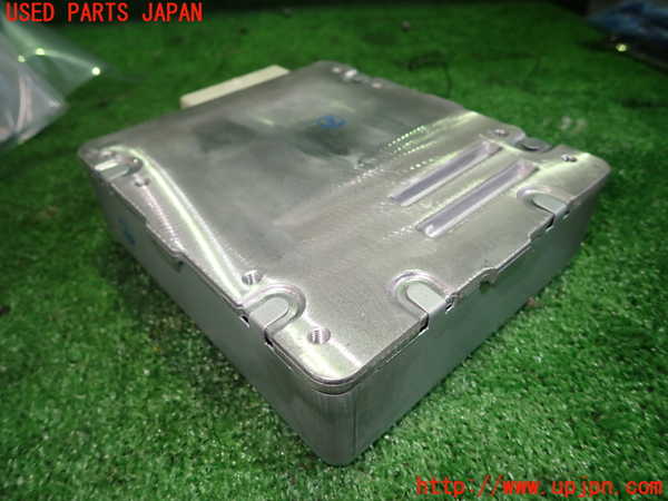 1UPJ-28126135]レクサス・CT200h(ZWA10)パワステコンピューター 中古 89650-76030_m0003.jpg