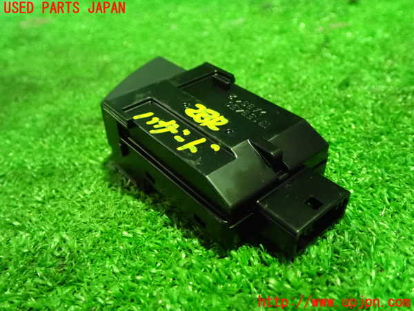 1UPJ-28126290]レクサス・CT200h(ZWA10)ハザードスイッチ 中古_m0003.jpg