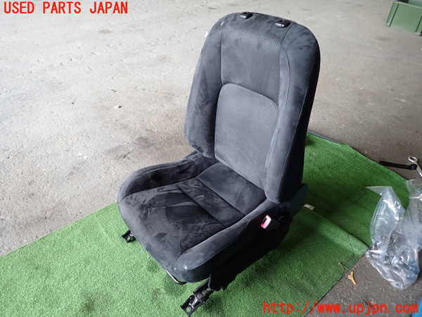 1UPJ-28127035]レクサス・CT200h(ZWA10)運転席シート 中古_m0001.jpg