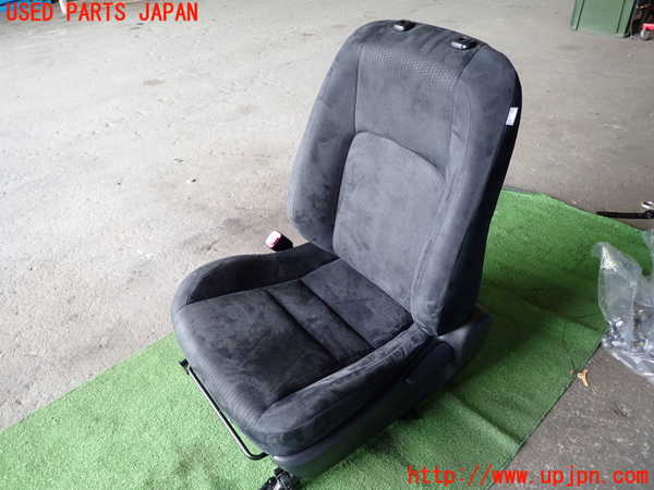 5UPJ-28127065]レクサス・CT200h(ZWA10)助手席シート 中古_m0001.jpg