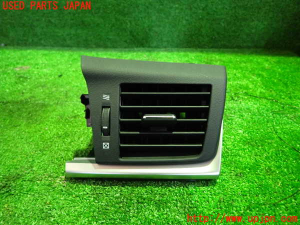 1UPJ-28127526]レクサス・CT200h(ZWA10)エアコン吹き出し口1 中古_m0001.jpg