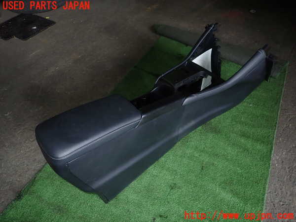 1UPJ-28127540]レクサス・CT200h(ZWA10)センターコンソール 中古_m0001.jpg