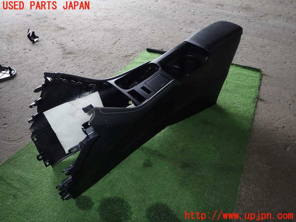 1UPJ-28127540]レクサス・CT200h(ZWA10)センターコンソール 中古_m0002.jpg