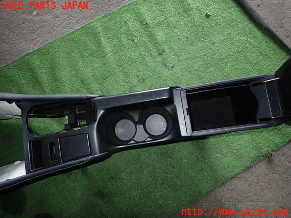 1UPJ-28127540]レクサス・CT200h(ZWA10)センターコンソール 中古_m0003.jpg