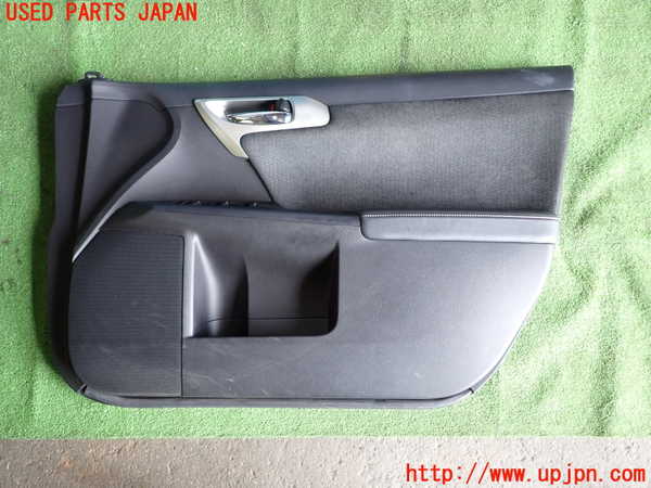1UPJ-28121234]レクサス・CT200h(ZWA10)右前ドア内張り 中古_m0001.jpg