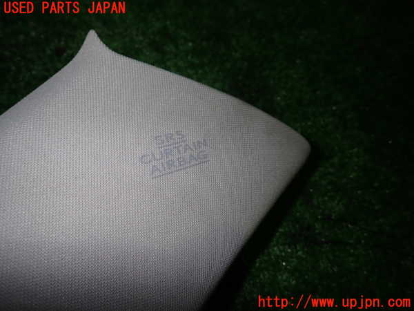 1UPJ-28127655]レクサス・CT200h(ZWA10)右フロントピラートリム 中古_m0004.jpg