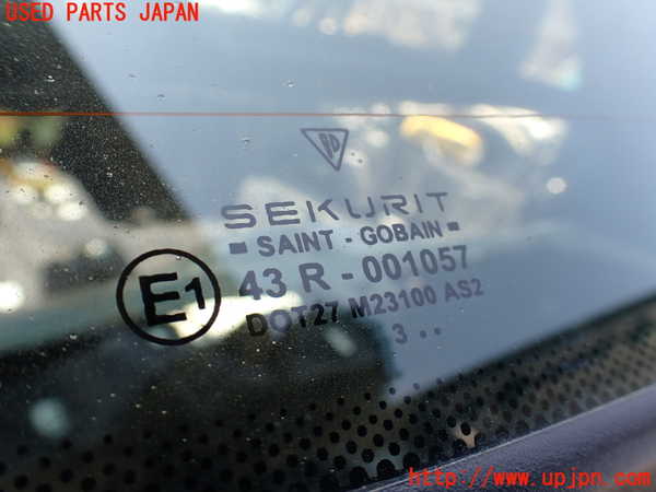 1UPJ-28131740]ポルシェ・ボクスター(98623)幌 SEKURIT M23100 中古_m0005.jpg