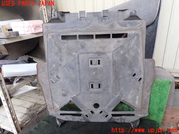 5UPJ-28131721]ポルシェ・ボクスター(98623)アンダーカバー1 中古_m0002.jpg