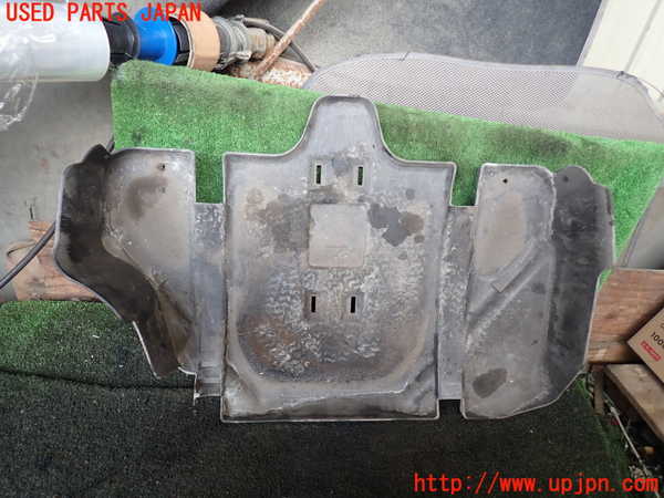 5UPJ-28131722]ポルシェ・ボクスター(98623)アンダーカバー2 中古_m0002.jpg