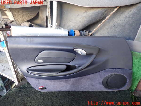 5UPJ-28131264]ポルシェ・ボクスター(98623)左ドア内張り 中古_m0001.jpg