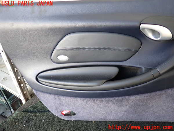 5UPJ-28131264]ポルシェ・ボクスター(98623)左ドア内張り 中古_m0003.jpg
