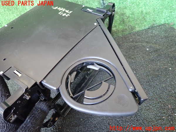 1UPJ-28137810]ポルシェ・ボクスター(98623)ドリンクホルダー 中古_m0002.jpg