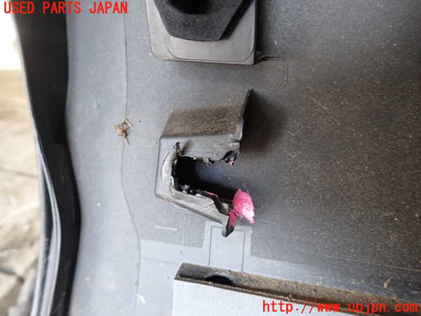 1UPJ-28141262]プジョー・5008(P87AH01)左前ドアパネル 中古_m0003.jpg