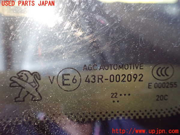 1UPJ-28141380]プジョー・5008(P87AH01)右クォーターガラス E000255 中古_m0002.jpg