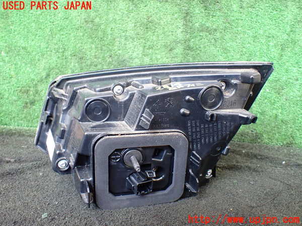 1UPJ-28141552]プジョー・5008(P87AH01)左リアフィニッシャー 9836231880 中古_m0002.jpg