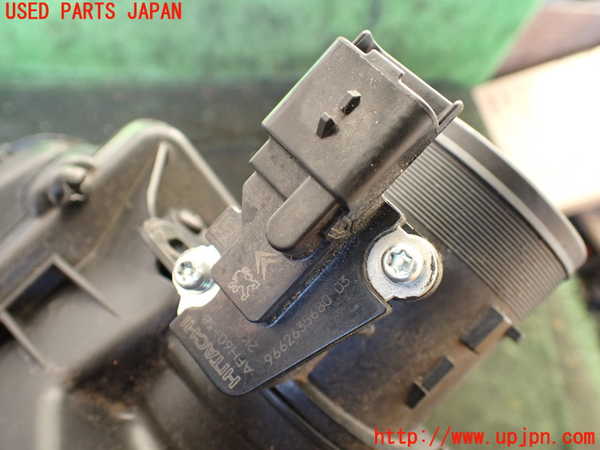 1UPJ-28142560]プジョー・5008(P87AH01)エアクリーナーボックス 中古_m0003.jpg